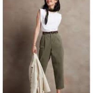 Banana Republic Chino Pleated Crop Pants
